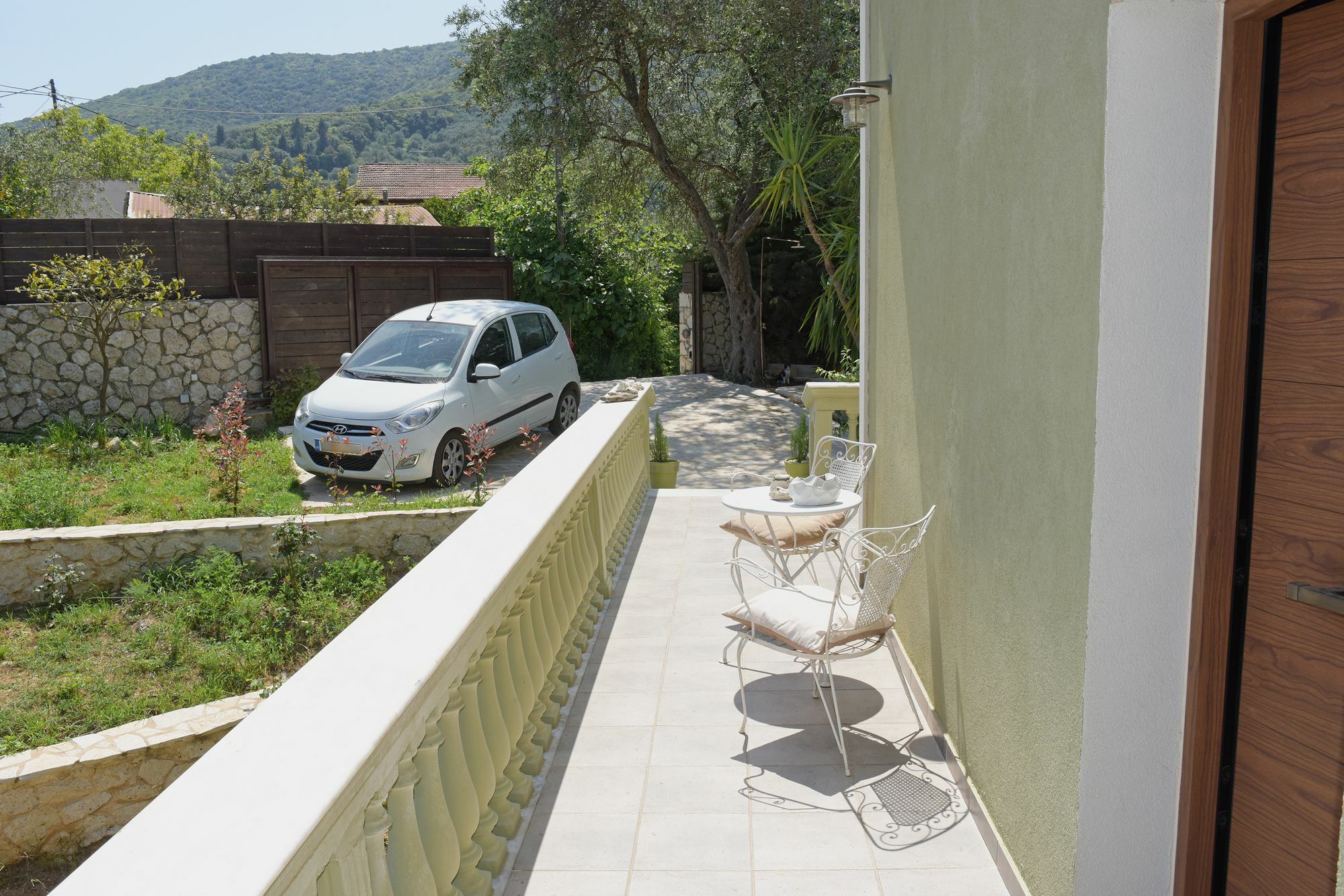 Mavres Luxury Studio Ágios Matthaíos Bagian luar foto